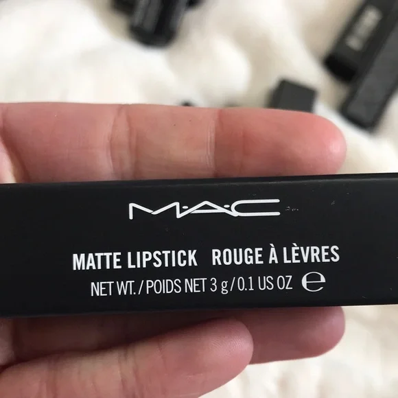 MAC || Ablaze lipstick - Picture 3 of 3